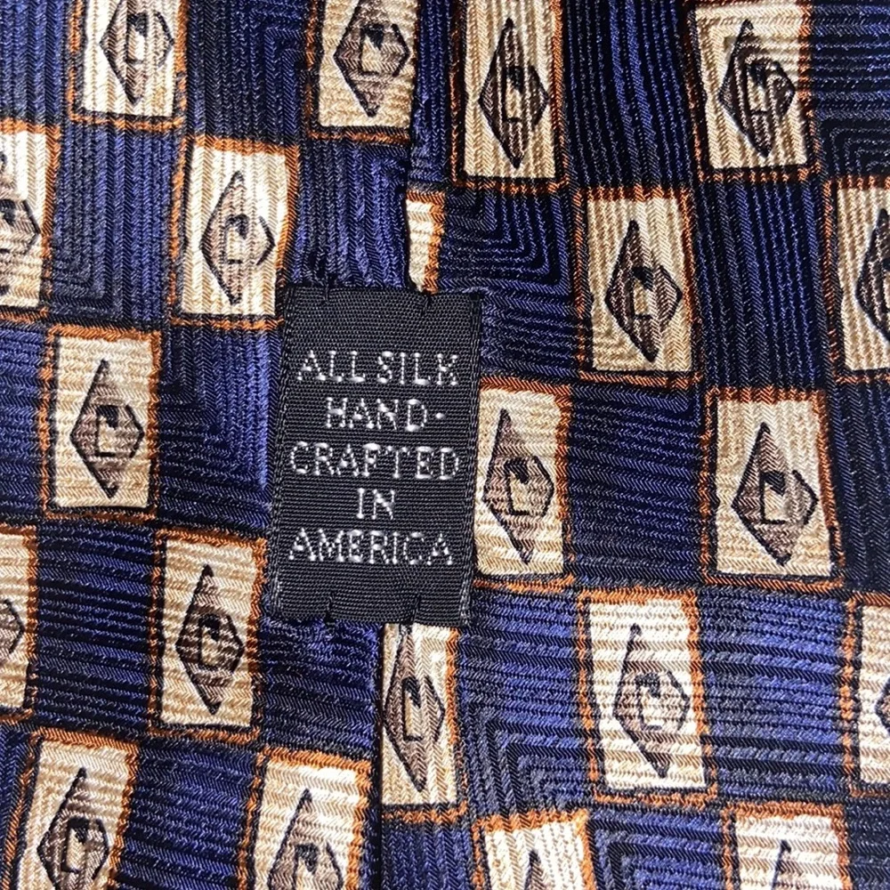 J.Z. Richards silk hand crafted in America neck tie.